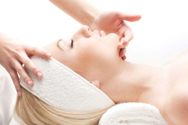 Massage is an effective method of facial skin rejuvenation. 